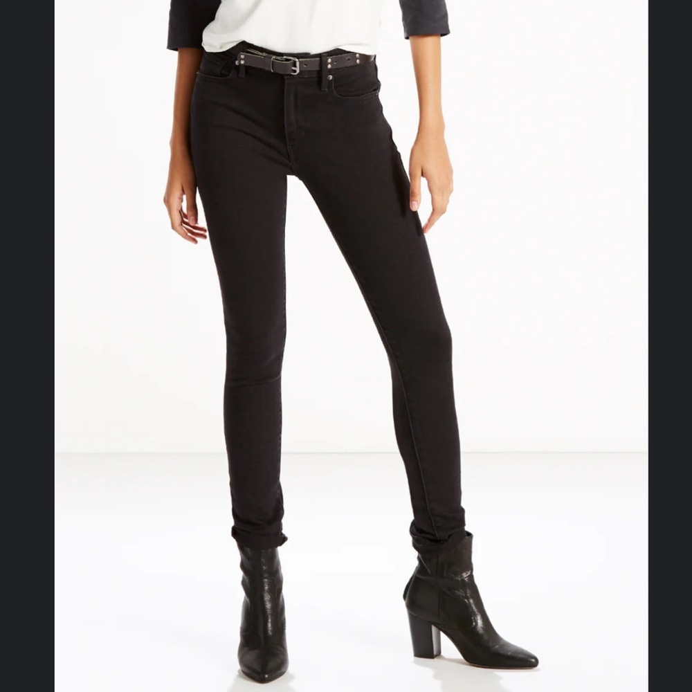 Levi’s 721 High Rise Skinny Jeans